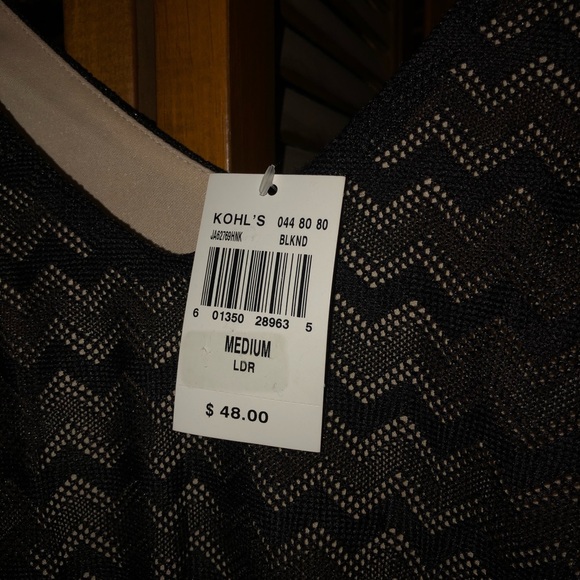 BLACK DRESS - Picture 2 of 3